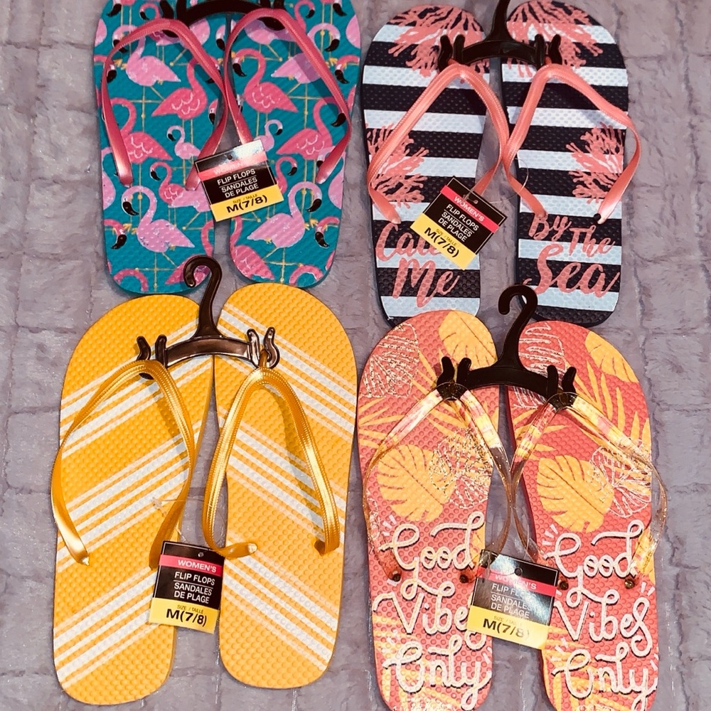 NWT Ladies bundle of 4 flip-flops size M (7-8) ☀️
